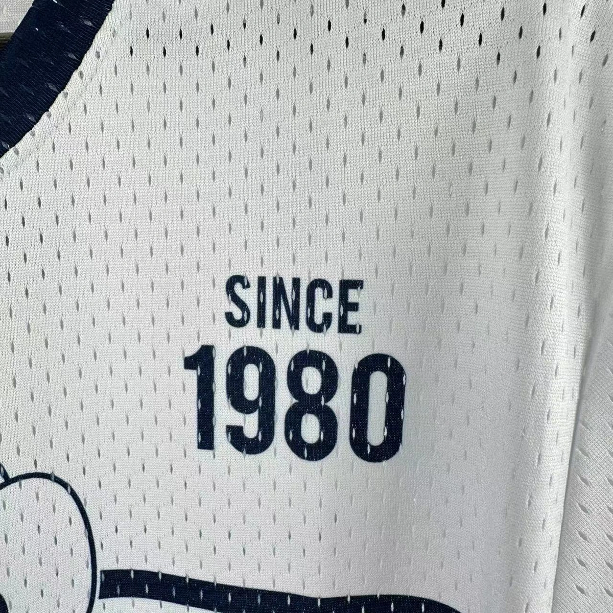 Dallas Mavericks Mitchell & Ness HWC Retro Tee for Men - Side View
