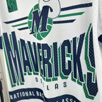 Dallas Mavericks Mitchell & Ness HWC Retro Tee for Men - Detail Closeup - HWC Patch