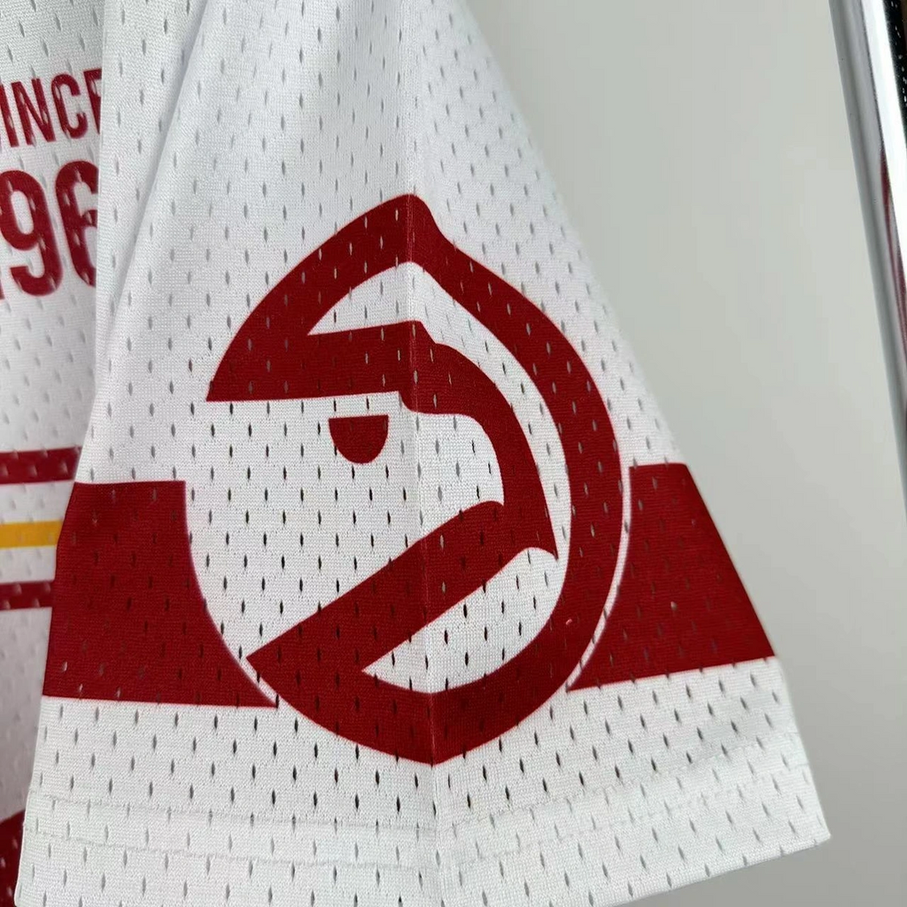 Atlanta Hawks Mitchell & Ness HWC Retro Tee for Men | Premium Vintage Style