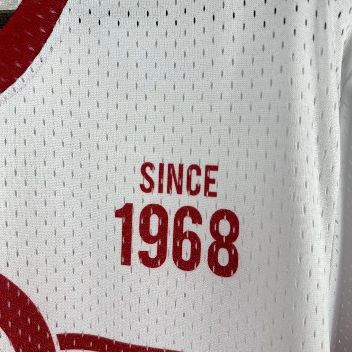 Atlanta Hawks Mitchell & Ness HWC Retro Tee for Men | Premium Vintage Style