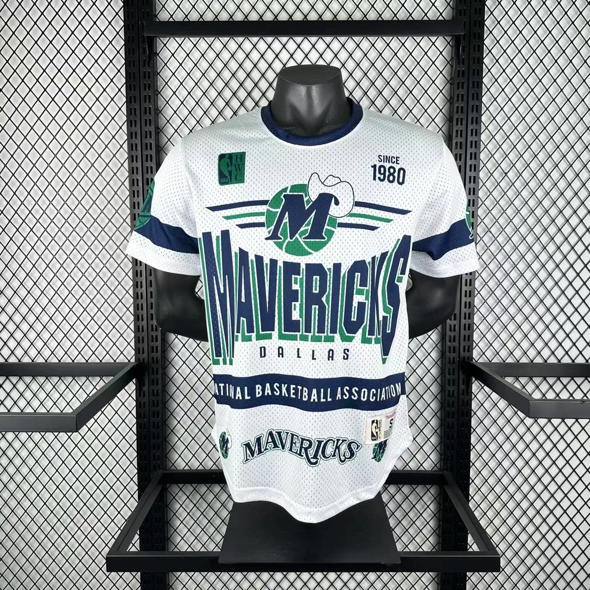 Dallas Mavericks Mitchell & Ness HWC Retro Tee for Men - Product Flat Lay