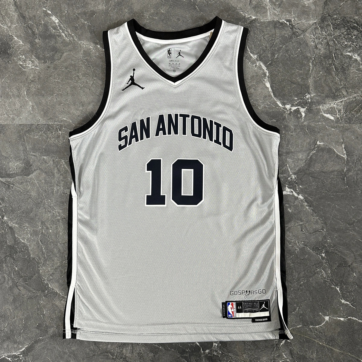 San Antonio Spurs 2025-26 limited edition basketball jersey close-up of team logo embroidery in gray for basketball fans