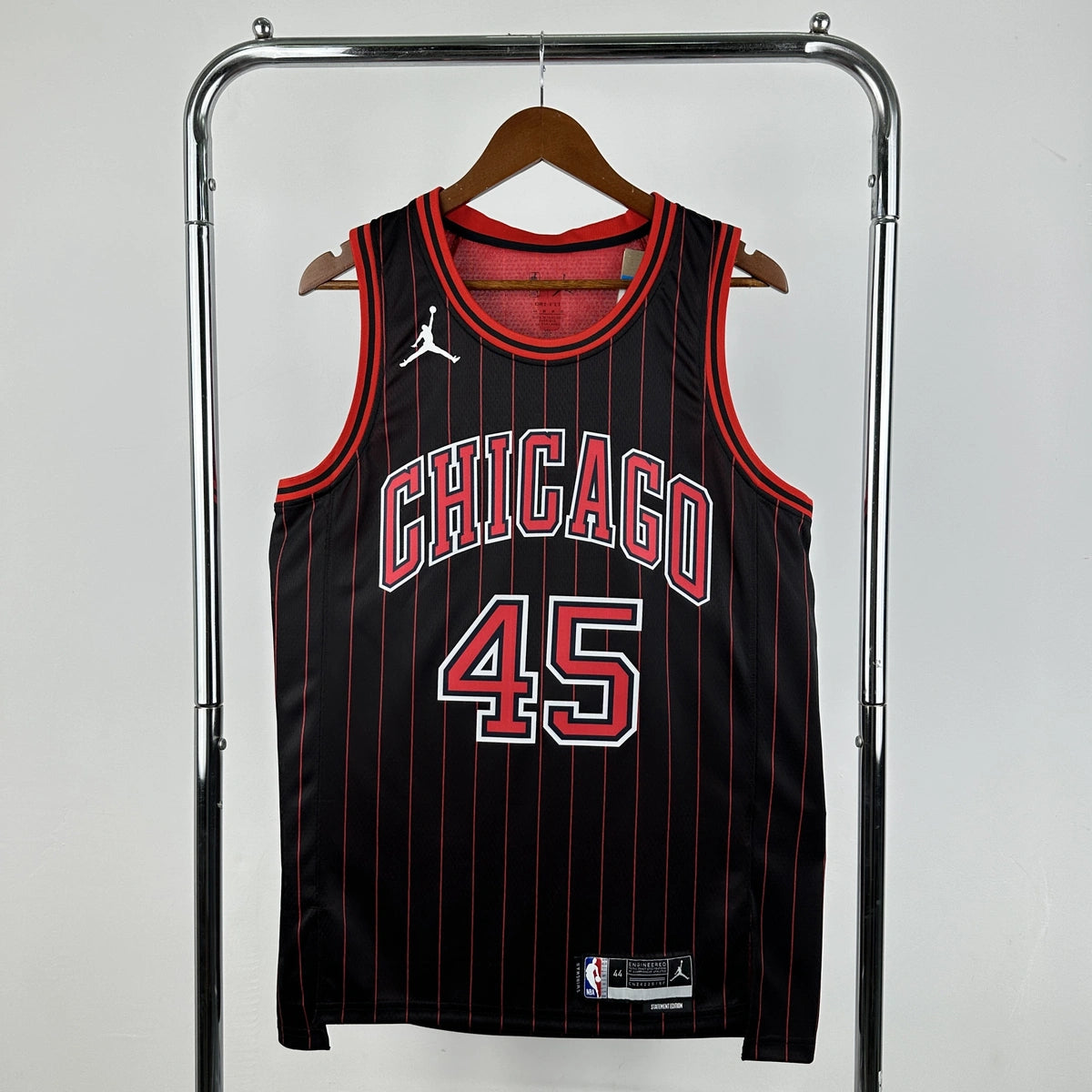 Michael Jordan No.45 Chicago Bulls Air Jordan Edition Jersey 2025-26 NBA Authentic Swingman Jersey - View 1