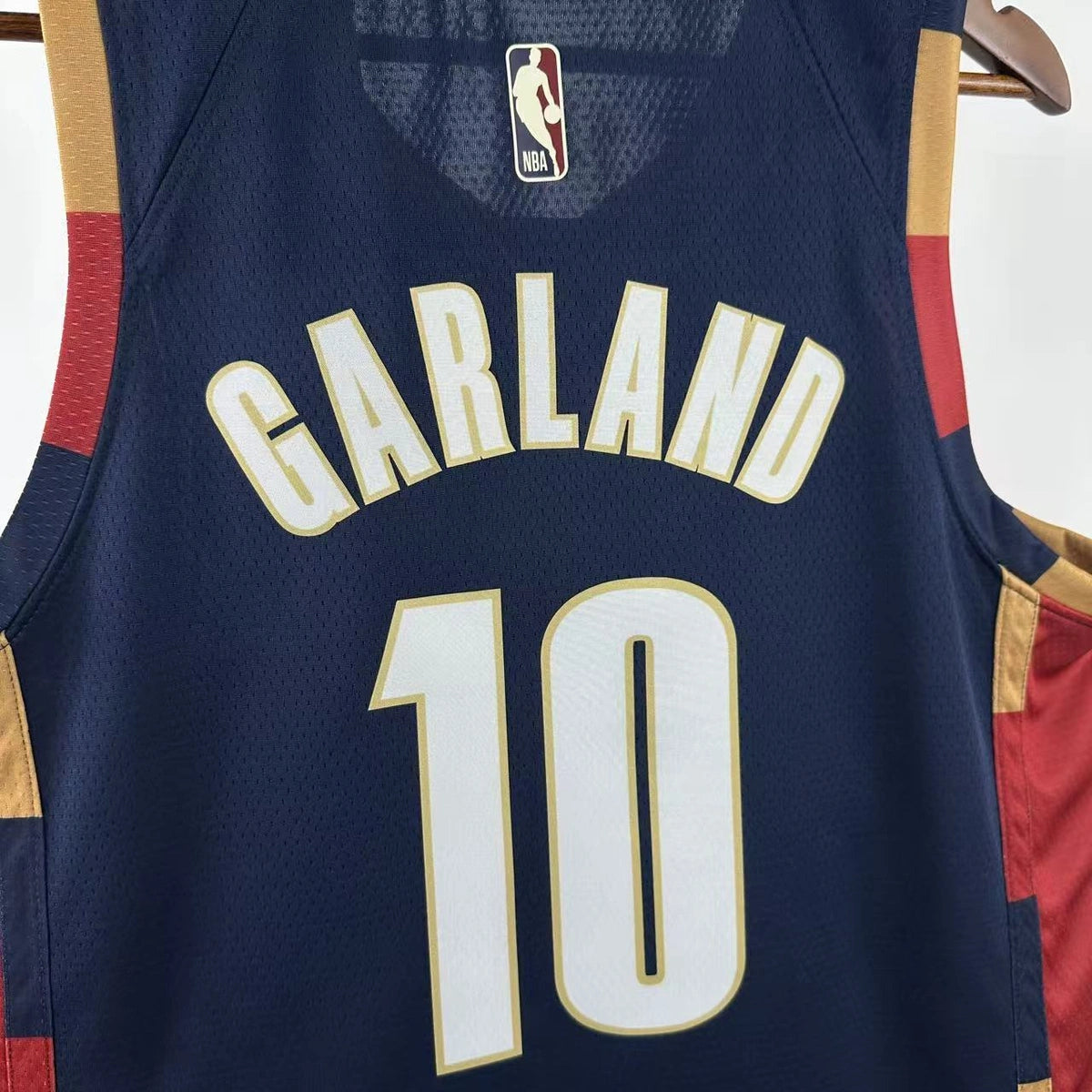 Darius Garland No.10 Cleveland Cavaliers Throwback Jersey 2025-26 NBA Authentic Swingman Jersey - View 1