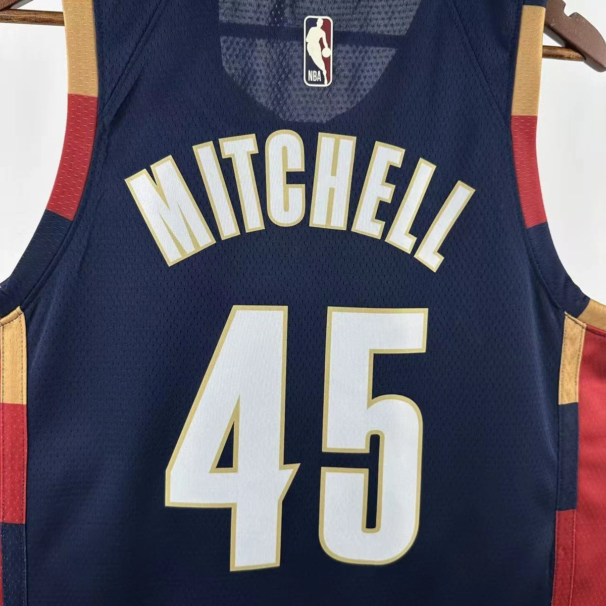 Donovan Mitchell No.45 Cleveland Cavaliers Throwback Jersey 2025-26 NBA Authentic Swingman Jersey - View 7