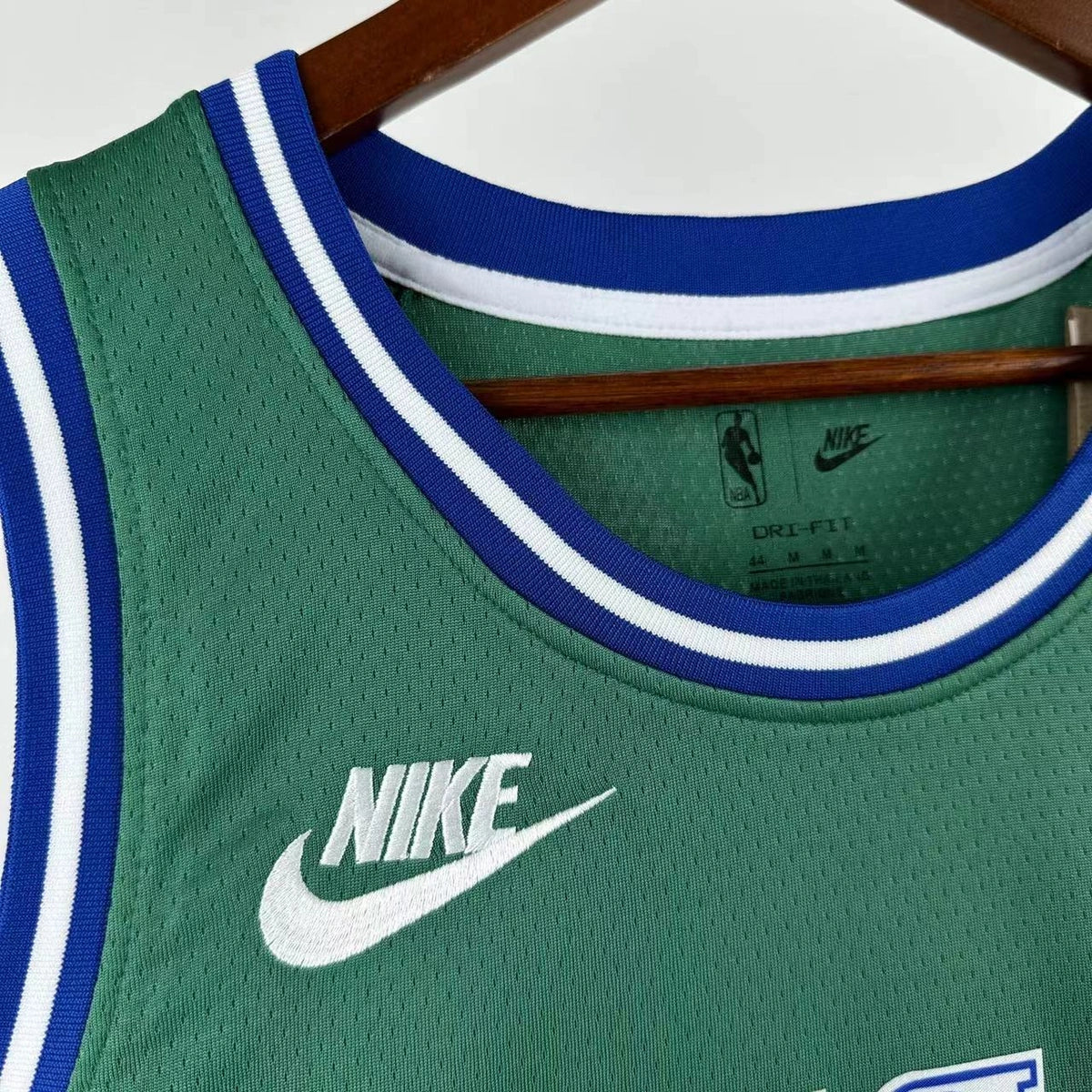 Klay Thompson No.31 Dallas Mavericks Throwback Green Jersey 2025-26 NBA Authentic Swingman Jersey - View 4