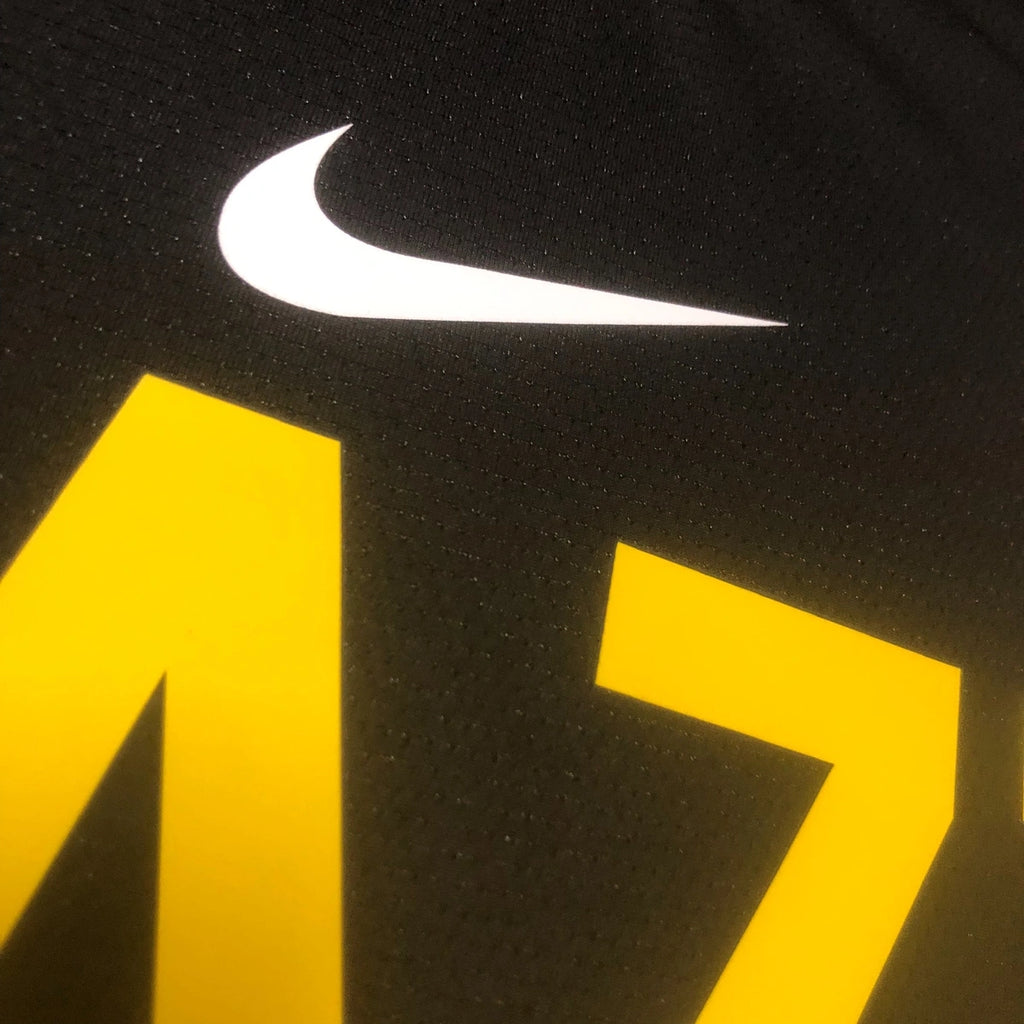 Jazz Chest Logo Detail in Black — Hanging