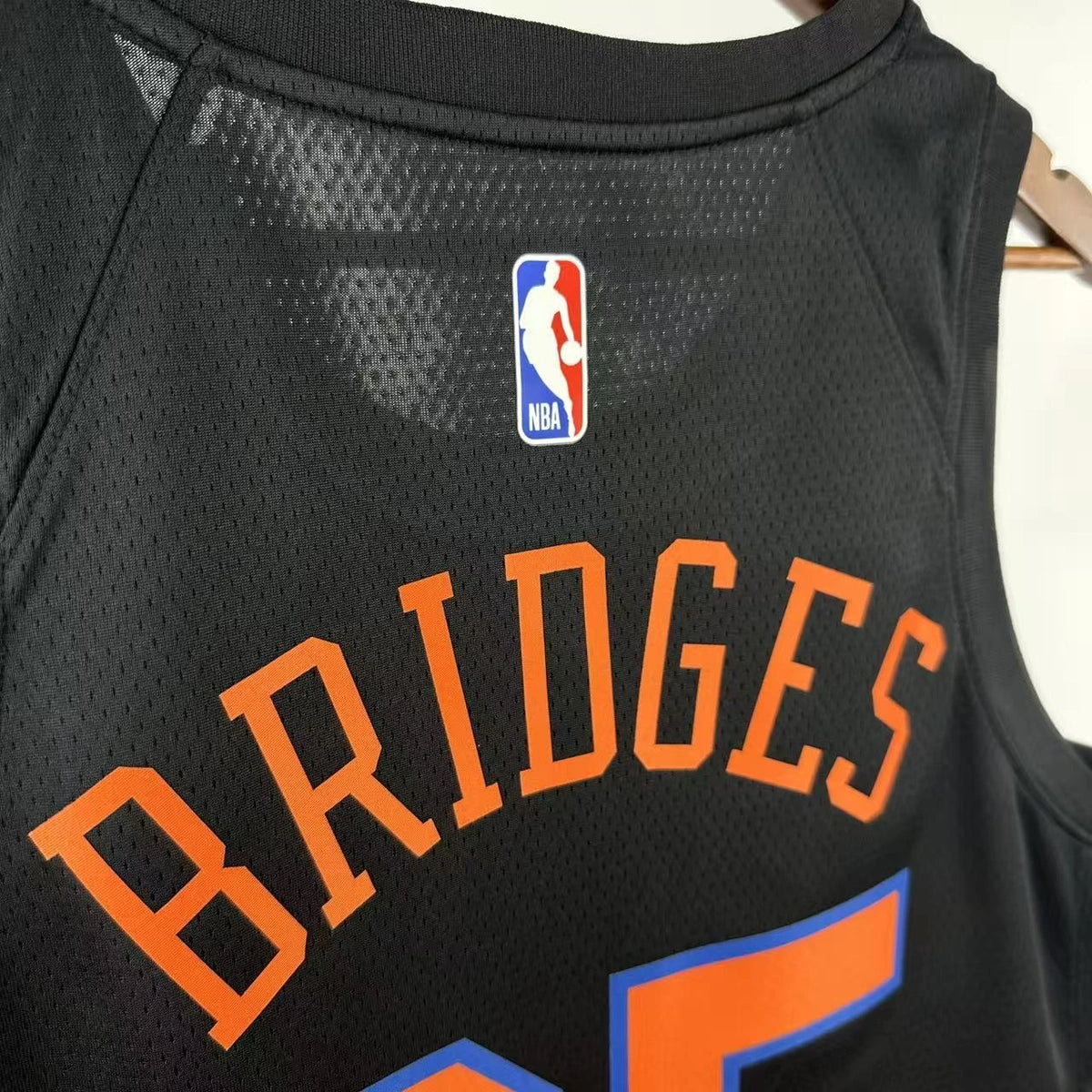 Mikal Bridges No.25 New York Knicks Statement Edition Jersey 2025-26 NBA Authentic Swingman Jersey - View 6