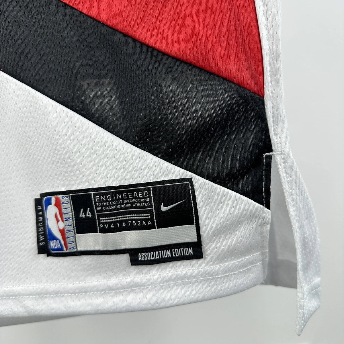 Damian Lillard No.0 Portland Trail Blazers Home White Jersey 2025-26 NBA Authentic Swingman Jersey - View 8