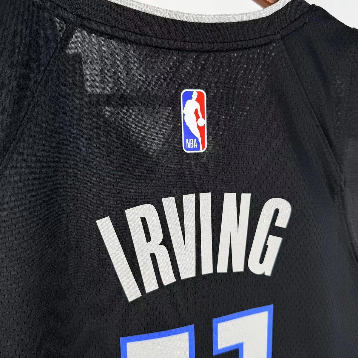 Dallas Mavericks 2025-26 throwback edition basketball jersey detailed side view in green for basketball fans